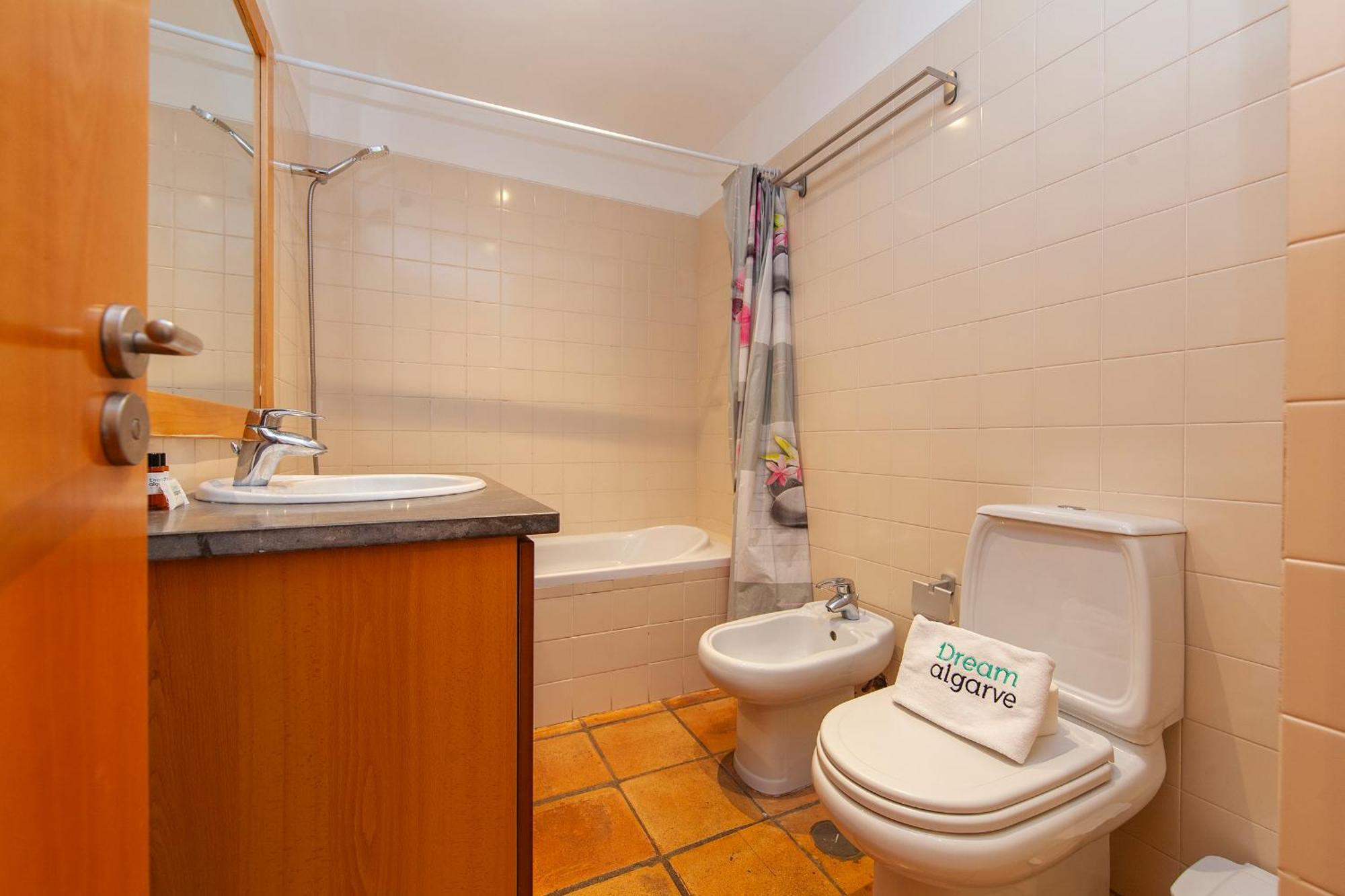 A11 - Marinapark Hill Beach Apartment لاغوس المظهر الخارجي الصورة
